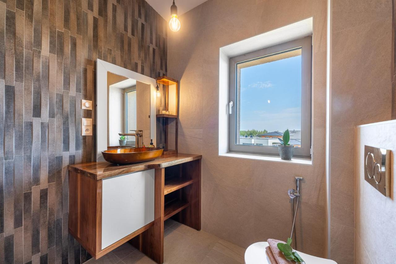 Nové Jirny Laskara Garden Apartment By Prague Forest מראה חיצוני תמונה